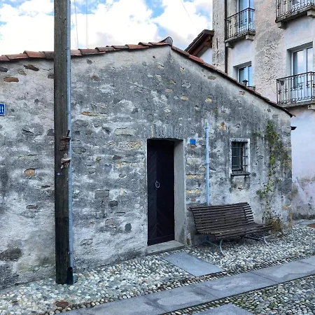 Idyllisches Rustico Im Verkehrsfreien Dorfkern Zur Alleinbenuetzung Apartamento