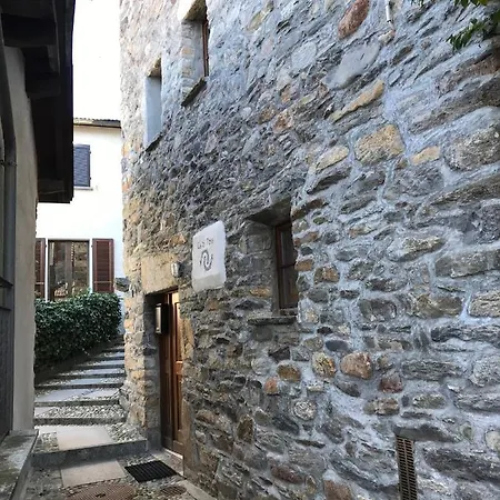 Idyllisches Rustico Im Verkehrsfreien Dorfkern Zur Alleinbenuetzung